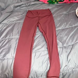 Lululemon Wunder Capri